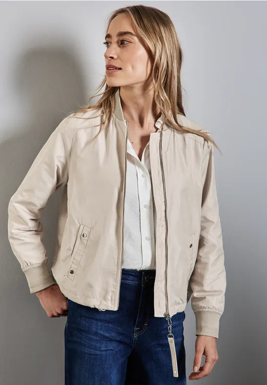 Bomber corta
