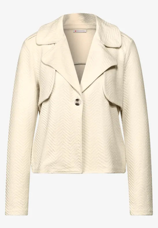 Chaqueta corta estructurada