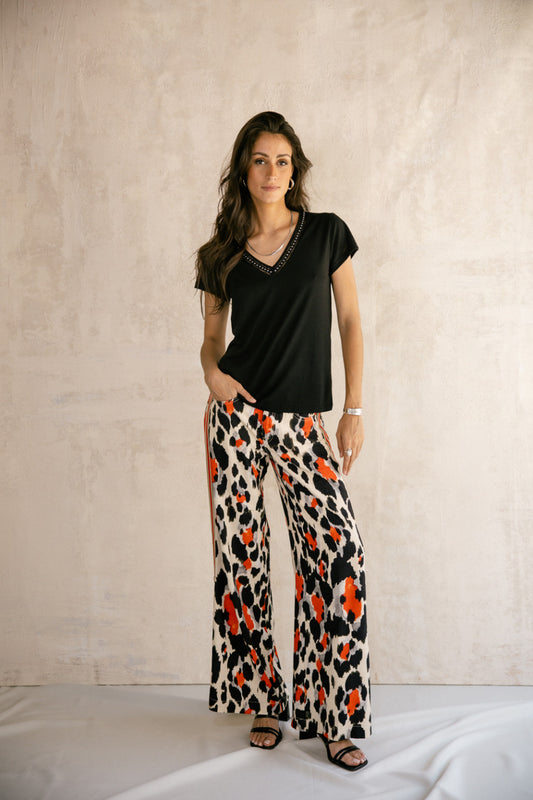 TAILE STUDS BLACK
