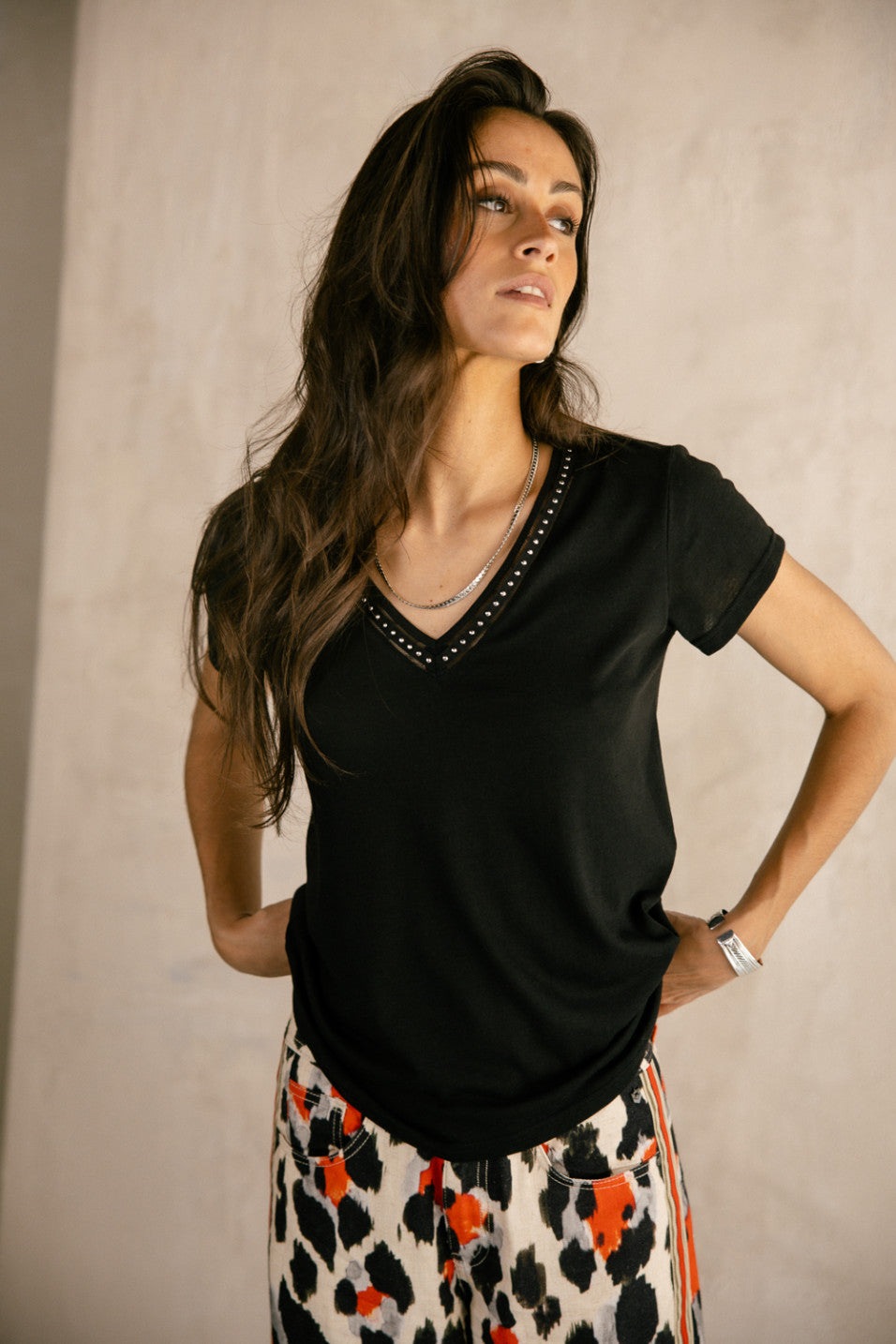 TAILE STUDS BLACK